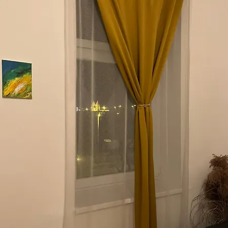 City Center Apartment Budapest View Optional Garage Apartament *