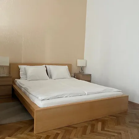 Center View Optional Garage Апартаменты Будапешт
